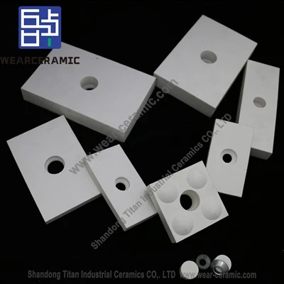 Placă de sudură rezistentă la uzură din oxid de aluminiu cu gaură