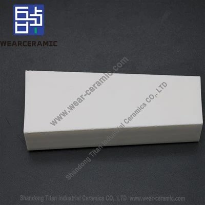 Placă de căptușeală ceramică rezistentă la uzură din alumină